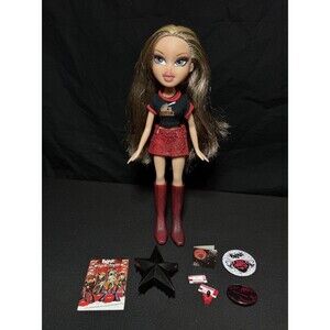 2005 BRATZ Rock Angelz Chloe Red Boots + Mini Skirt Outfit + Accessories